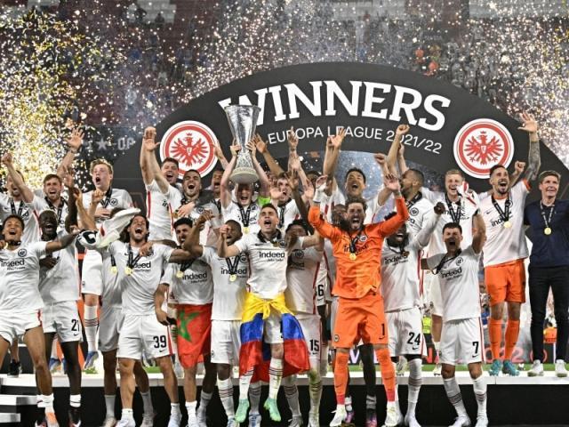 足球比分-大难不死，必有“法兰后福”！德甲感激“欧战之光”！